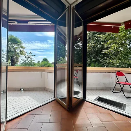 Kibilu - Side View, Maggiore, Balcony Apartman