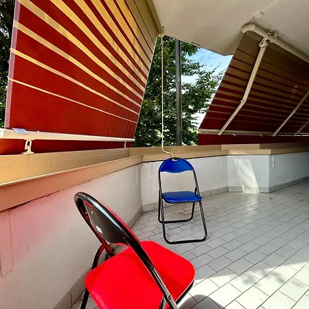 Kibilu - Side View, Maggiore, Balcony Дормеллетто