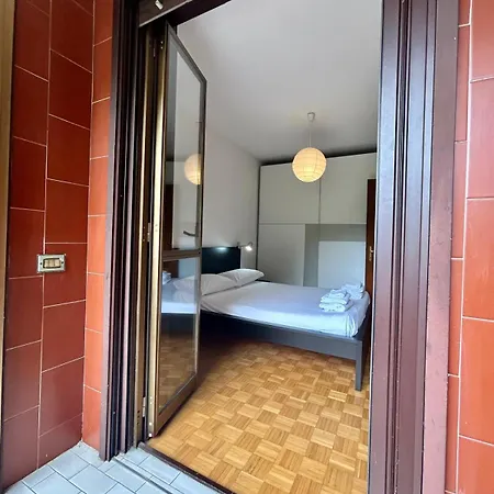 Kibilu - Side View, Maggiore, Balcony * Дормеллетто